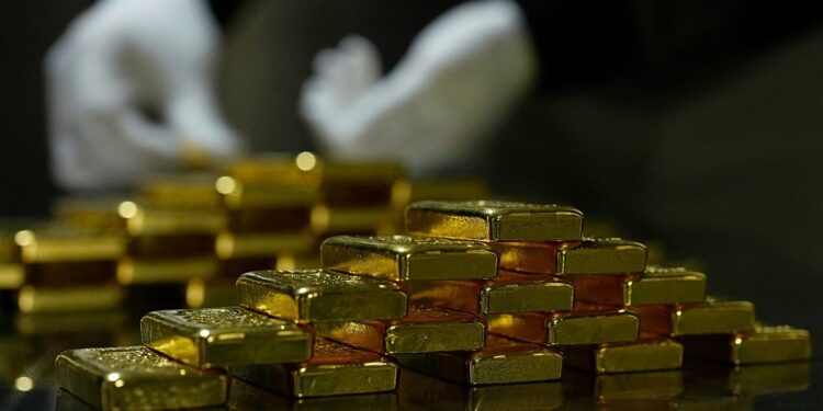 انتقال ۸۶ تن طلای هلند از آمریکا و کانادا به بریتانیا به دلیل ناآرامی‌های ژئوپلیتیک