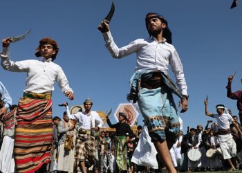 جنگ یمن میان حوثی‌ها و رقبای چندپاره؛ ایران، آمریکا، اسرائیل و کشورهای منطقه کجای میدان هستند؟