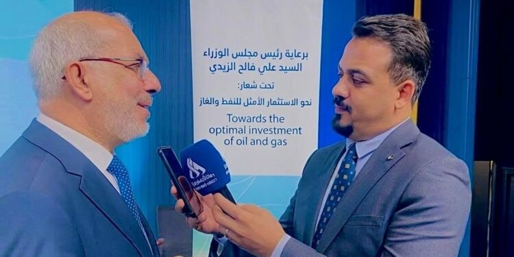 وزیر نفت عراق: حضور شرکت‌های امریکایی جهشی در صنعت نفت و گاز است