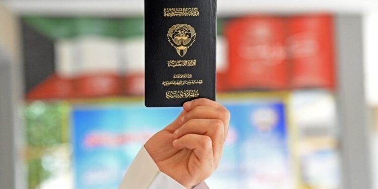 یک شهروند سوری در پرونده دریافت غیرقانونی تابعیت کویتی به 7 سال حبس محکوم شد