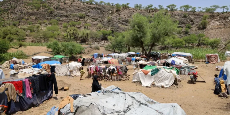 آوارگی ۸۶ هزار نفر در یمن همزمان با شدتگرفتن نبردها