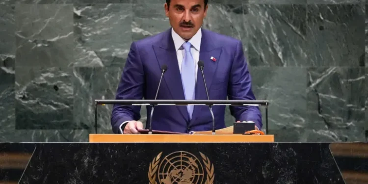 امیر قطر: راه حل اختلافات، گفت‌وگو و مذاکره است