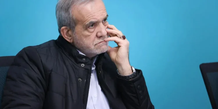پزشکیان: تأسیسات هسته‌ای صلح‌آمیز باید از حمله مصون باشند/ ما به دنبال جهانی هستیم که در آن قدرت جای قانون را نگیرد، تحریم جای همکاری را نگیرد، جنگ جای گفت‌وگو را نگیرد و انحصار جای مشارکت را نگیرد