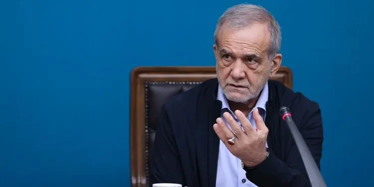 پزشکیان: باید کشور را دریامحور کنیم / سیاست‌گذاری در حوزه صنایع دریایی باید مبتنی بر اهداف روشن و قابل سنجش باشد