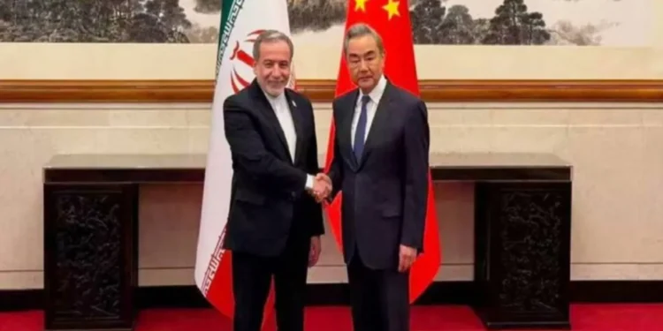 ادعای رویترز به نقل از منابع: چین در پی تقاضای عربستان، از ایران خواسته از نفوذ خود بر انصارالله برای جلوگیری از گسترش درگیری‌ها استفاده کند/ پاسخ تهران این بود که ثبات و صلح در منطقه، به پایان جنگ علیه ایران بستگی دارد