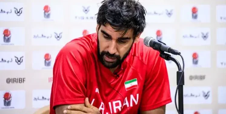 چهار بازیکن مصدوم داریم و شرایط سخت است:/ کاظمی: امیدوارم به فینال ناگویا صعود کنیم