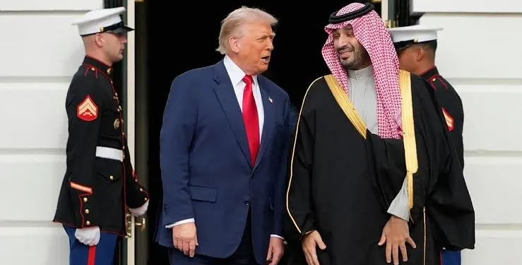 واشنگتن پست: طبق ارزیابی جامعه اطلاعاتی امریکا عربستان گزینه ایجاد برنامه تسلیحات هسته‌ای را رد نکرده /  این اطلاعات باعث نگرانی قانون‌گذاران درباره توافق ترامپ برای کمک به سعودی در ایجاد یک برنامه هسته‌ای شده