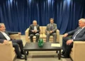وزیر خارجه اوکراین: دیدار با عراقچی مفید بود / این دیدار در ادامه گفت‌وگوی تلفنی ماه ژوئیه با عراقچی انجام شد؛ به لطف دیپلماسی، توانستیم در آن مقطع تنش‌ها را کاهش دهیم و تهدید‌های فوری را برطرف کنیم