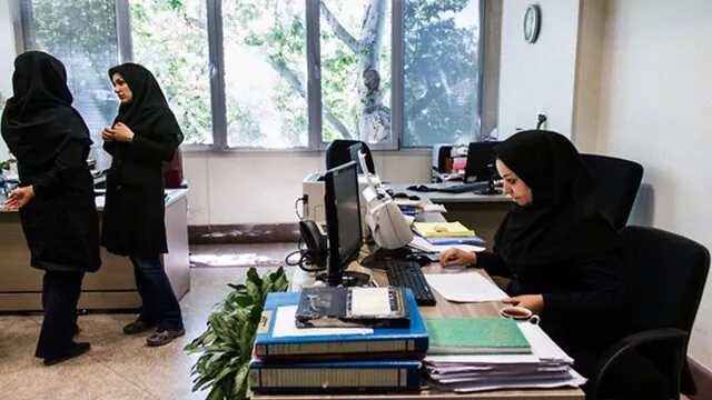 تغییر در شیوه دورکاری کارمندان دولت / بخشنامه جدید هفته آینده ابلاغ می شود