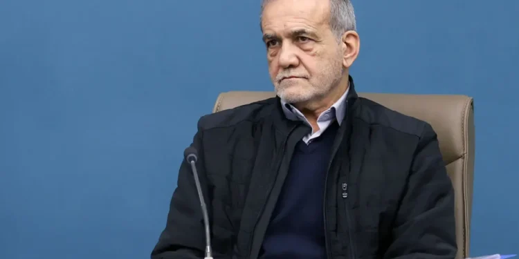 پزشکیان پس از سفر دو روزه به قرقیزستان، به تهران برگشت