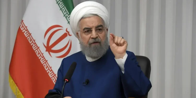 روحانی: صداوسیما باید ملی شود / از رئیس‌جمهور تا مردم نمی‌خواهند این صداوسیما را ببینند / نمی‌شود یک گروه محدودِ معدود چند ده نفری و چند صد نفری حرف بزنند و بقیه هم حوصله نکنند حتی نگاه کنند