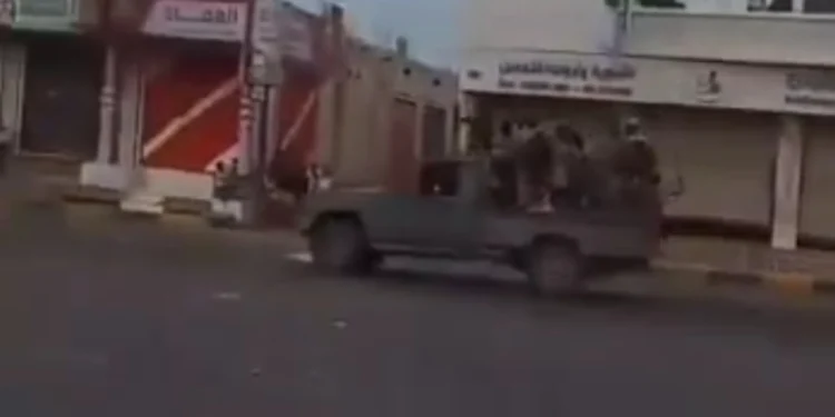 ببینید/ تصاویری از ورود نیروهای انصارالله یمن به بندر راهبردی المخا