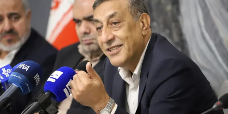 قائم پناه، معاون اجرایی پزشکیان: جنگ خوب نیست، اما میتواند منشاء توسعه باشد؛ همانطور که ژاپن، آلمان و فنلاند با ایستادگی خود به توسعه دست یافتند