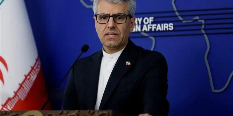سخنگوی وزارت خارجه: در نشست وزرای خارجه کشور‌های ساحلی خلیج فارس در عمان قرار است ایران و عمان درباره روند و نتایج رایزنی‌های دو کشور درباره تنگه توصیحاتی ارائه دهند / هدف این است که به سمت امنیت مشترک درون منطقه برویم