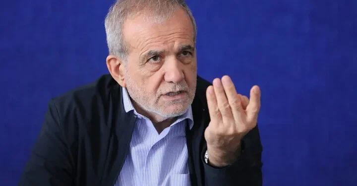 پزشکیان: مذاکرات ما با آمریکا بر اساس یک تفاهم‌نامه قبلی است / چرا و برای چه باید با ترامپ دیدار کنم؟ وقتی توافقی را امضا کردیم، آنها به آن عمل نکردند / وقتی مسیر‌ها را به روی ایران می‌بندند، بسته شدن تنگه هرمز امری طبیعی است / آنچه در یمن در حال وقوع است، ارتباطی با ایران ندارد؛ ما می‌توانیم برای حل اختلاف میان عربستان و یمن کمک کنیم