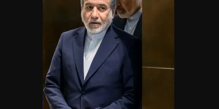 پزشکیان: ایران همواره با جنگ مخالف بوده، اما مقاومت در برابر متجاوز را تا پشیمانی کامل آن‌ها ادامه می‌دهد/ قیمت گاز در اروپا ۲.۳ درصد جهش کرد و به ۷۵ یورو رسید/ نفت ۹۹ دلار شد/ وزارت انرژی عربستان: بامداد امروز چندین تأسیسات انرژی در منطقه جنوبی عربستان، هدف حمله قرار گرفتند