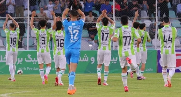 فرار کمالوند از بحران با اولین برتری فصل؛ فولاد در لٌرآرنا زمین‌گیر شد
