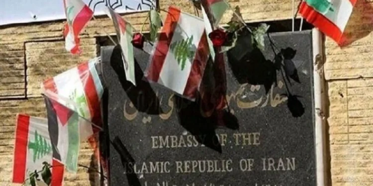 سفارت ایران در بیروت: مواضع ایران درباره تحولات جنوب لبنان، فقط از طریق مراجع رسمی اعلام می‌شود/ اظهارات برخی افراد در لبنان در این زمینه، صرفا بیان دیدگاه شخصی آن‌ها است