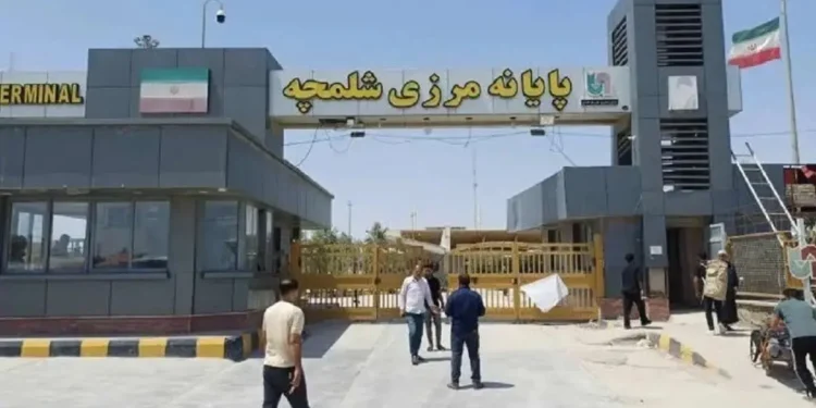 استاندار خوزستان: تردد کامیونی از امروز صبح در شلمچه آغاز شد/ در شلمچه و چذابه از جهت تردد مسافر مشکل خاصی نداریم