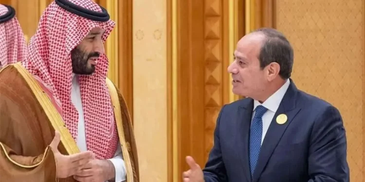 الاخبار: بنسلمان به محض طرح پیشنهاد مصر برای ارائه طرحی جهت ممانعت از ورود عربستان به یک درگیری طولانی، به قاهره سفر کرد/ مذاکرات رئیسجمهور مصر و ولیعهد عربستان بر دو محور اصلی متمرکز بود؛ ایران و یمن/ السیسی درخواست کرد گفتوگوها بین تهران و ریاض تعمیق شود، برای توقف جنگ بر آمریکا فشار وارد شود و در جهت کاهش محاصره اقتصادی علیه ایران، اقدام صورت بگیرد