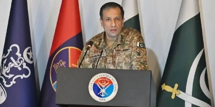 سخنگوی ارتش پاکستان: روابط برادرانه ما با ایران، عاملی تعیین کننده در موفقیت روند میانجی‌گری بین تهران و واشنگتن محسوب می‌شود/ «توافق مکه» یک ائتلاف و باشگاهی نیست که محدود به دولت‌های اسلامی باشد؛ لذا درهای آن به روی شرکایی که حامی صلح و ثبات منطقه‌ای هستند، باز است