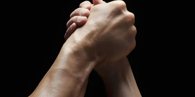 زندگی مدرن به مچ دست‌ها فشار می‌آورد؛ چگونه از آن‌ها محافظت کنیم؟