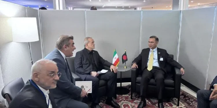 پزشکیان با نخست وزیر بنگلادش دیدار کرد