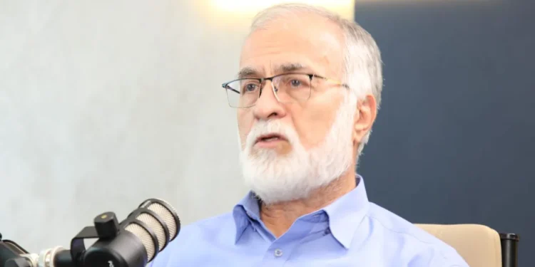 عطریانفر: جریان‌ تندرو برای حفظ پایگاه اجتماعی خود، نیازمند تعریف دائمی «خودی» و «غیر خودی» است/ نیروهای این جریان درست در نقطه‌ای که باید اختلافات فرعی را کنار گذاشت، بهانه‌هایی برای داغ نگه داشتن بازار تنش می‌تراشند