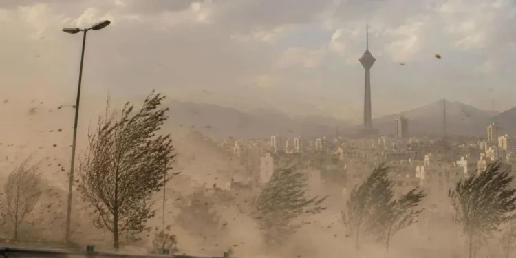 هواشناسی: وزش باد نسبتا شدید در تهران طی پنج روز آینده