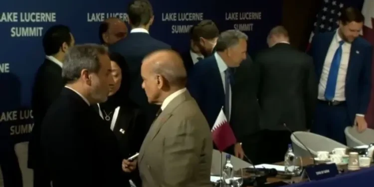 تاس به نقل از یک منبع ایرانی: ایران آماده بازگشت به مذاکرات است، مشروط به اینکه آمریکا حسن نیت خود را ثابت کند / تهران همچنان برگزاری مذاکرات درباره موضوع هسته‌ای را ممکن می‌داند، اما تنها پس از اجرای کامل توافق اسلام‌آباد