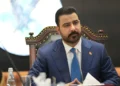 تسنیم به نقل از یک منبع عراقی: علی زیدی به دفتر خود دستور داده بود تا ممنوعیت پروازهای ایرانی به نجف را ابلاغ کند اما این موضوع از اختیارات دفتر وی نبود