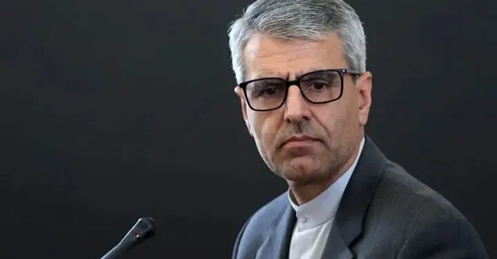 سخنگوی وزارت خارجه: آژانس بینالمللی انرژی اتمی با گزارشهای جهتدار، زمینهساز جنایات علیه ایران شده / ایرانیان فراموش نمیکنند که تنها یک روز پس از گزارش آژانس، آمریکا و رژیم صهیونیستی دست به جنایت زده و ایران را آماج حملات خود قرار دادند / عادیسازی جنایت از ارتکاب جنایت وحشتناکتر و خطرناکتر است