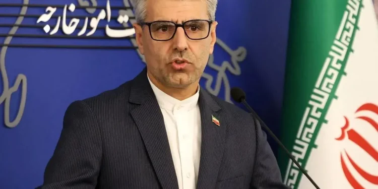 سخنگوی وزارت خارجه: هیچ سلاحی به اندازه گفت‌وگو و صلح نمی‌تواند از کارایی ابزارهای تهاجمی دشمنان بکاهد/ صلح فقط به معنای نبود جنگ نیست، بلکه آرامش و شکوفایی را نیز در برمی‌گیرد