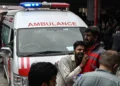 انفجار در مسجد مقر فرماندهی پلیس پاکستان؛ تاکنون ۱۷ نفر کشته و ۴۰ تن زخمی شدند
