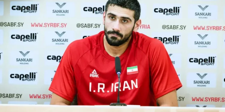 منجی: هتل و شرایط بد است ولی فقط فینال را میخواهیم:/ صحبتهای ملیپوش بسکتبال پیش از نیمهنهایی ناگویا