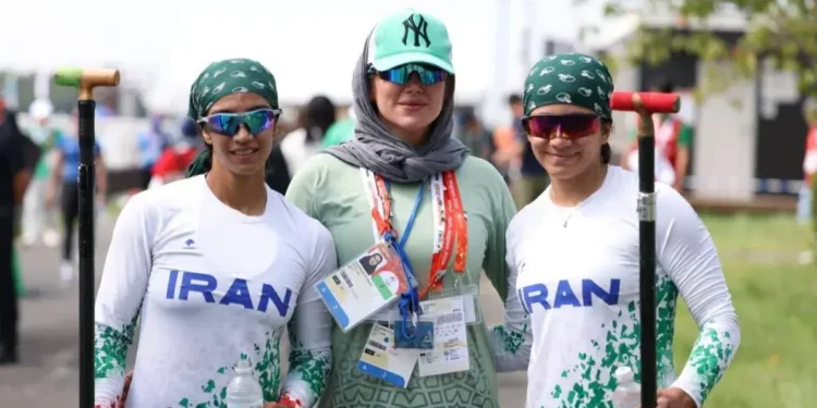پایان کار کانوی دو نفره زنان بدون مدال