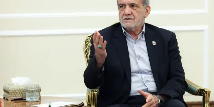 پزشکیان: برابر قلدری سر خم نمی‌کنیم