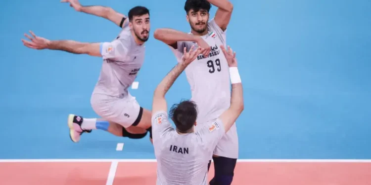 رقیب خطرناک ایران تا دندان مسلح آمد