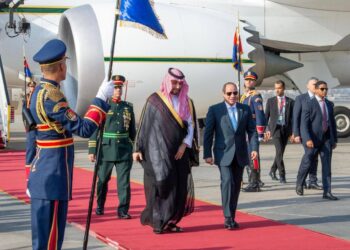 استقبال رئیس جمهور مصر از محمد بن سلمان در قاهره
