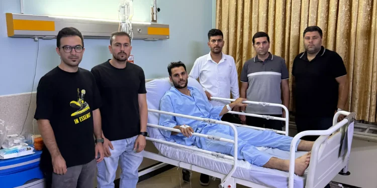 هافبک سابق تراکتور در بیمارستان