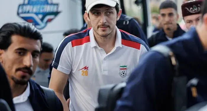 هر وقت بگویند، آماده رفتن به سربازی هستم/ سردار رو به میثاقی: به شما که نباید جواب بدهم!