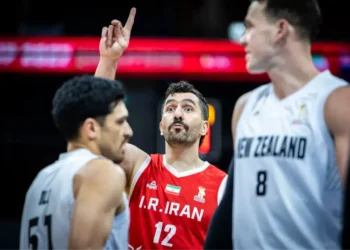 مقابل کره جای اشتباه نداریم:/ زنگنه: با مدال خستگی را در می‌کنیم!