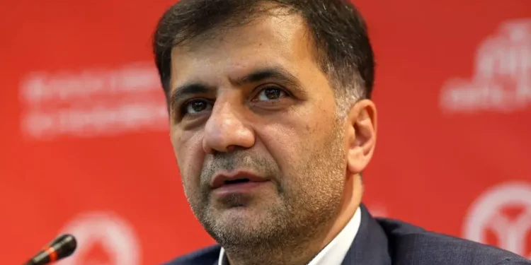 آسیا در هر بازی از حضور ۷۰ هزار هوادار محروم می‌شود؛/ مصاحبه مدیرعامل تراکتور با سعودی اسپورت