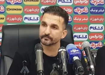 بازیکنم گفت فحش می‌دهند بازی نمی‌کنم/ نوری : هفت مرد عاقل می‌توانند برکنارم کنند