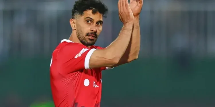 تشویق شدید عالیشاه توسط پرسپولیسی‌ها