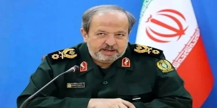 سرپرست وزارت دفاع درباره ادعا‌های وزیر خارجه آمریکا علیه تمدن ایران: مسئولیت پیامد‌های خطرناک دامن زدن به تقابل تمدنی، بر عهده کسانی است که آگاهانه چنین مسیری را انتخاب می‌کنند/ نباید تصور کنند شعله‌های این آتش هرگز دامن خودشان را نخواهد گرفت/ انتظار نداشته باشند که صفحات امنیتی جابه‌جا نشود