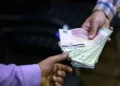 رئیس سازمان برنامه و بودجه: احتمال افزایش حقوق‌ها در بودجه آذرماه بررسی می‌شود
