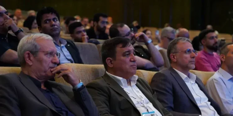 تا ۱۲ روز دیگر فرد جدید انتخاب می‌شود/ زمان انتخاب مدیرعامل جدید استقلال مشخص شد