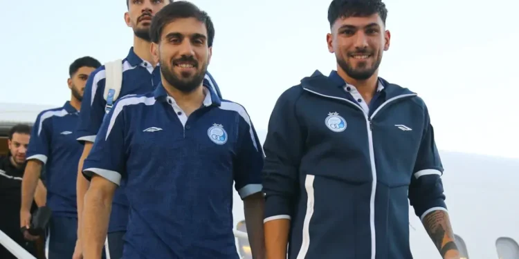 پاسخ زیبای استقلال به پوستر چادرملو (عکس)