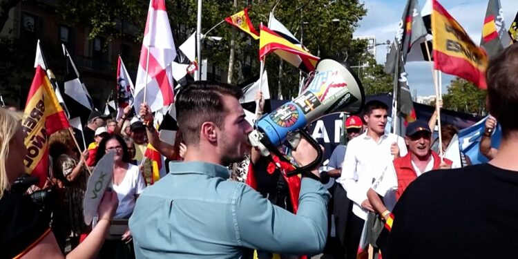 اسپانیا: روز ملی بر وحدت سرزمینی از بارسلون تا سبتا تاکید دارد